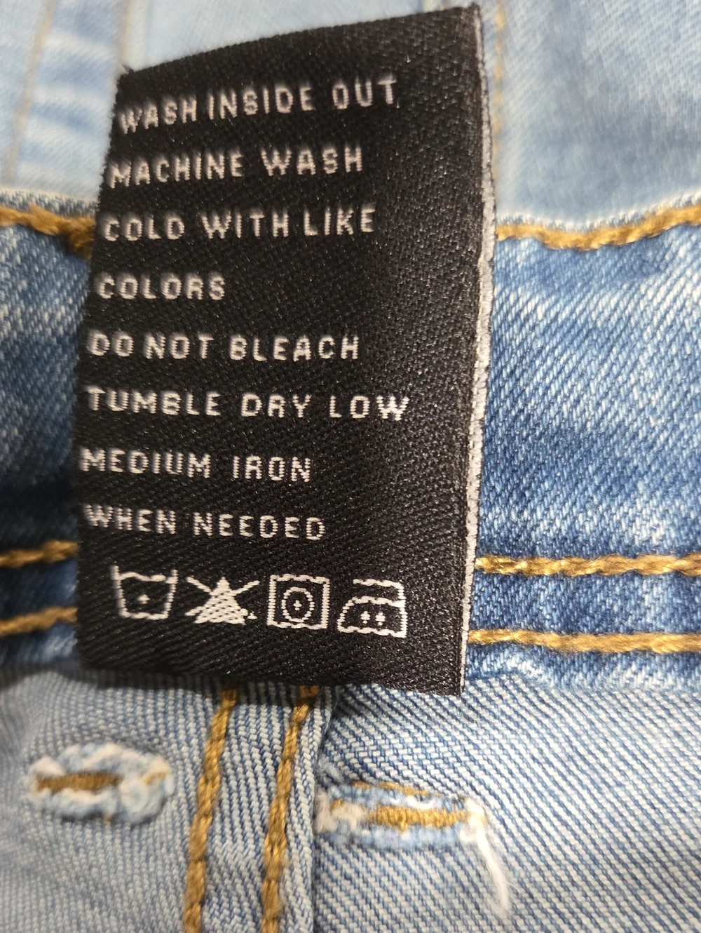 Men's Straight Jeans in Light Blue Wash